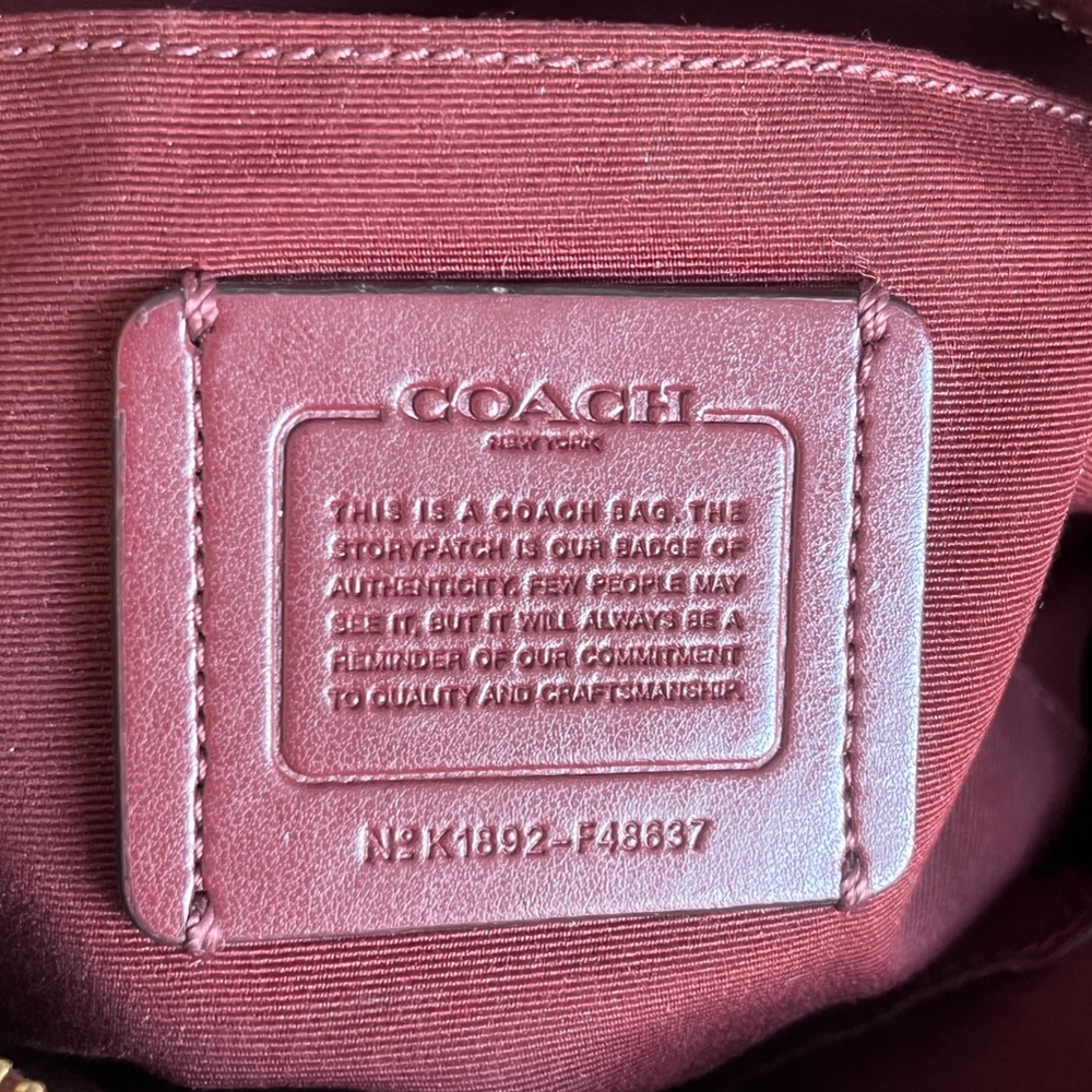 Vintage Leather Coach Handbag - Picture 12 of 16